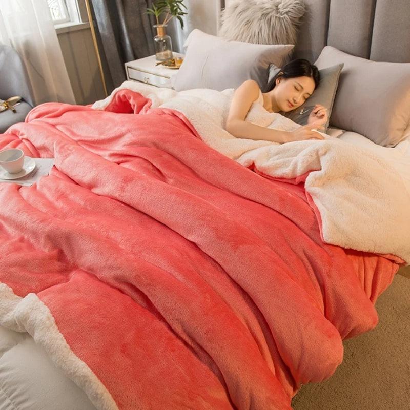 Luxurious Double-Sided Wool Throw Blanket - Stay Cozy This Winter with Our Warm Coral Fleece Duvet Cover for Adults